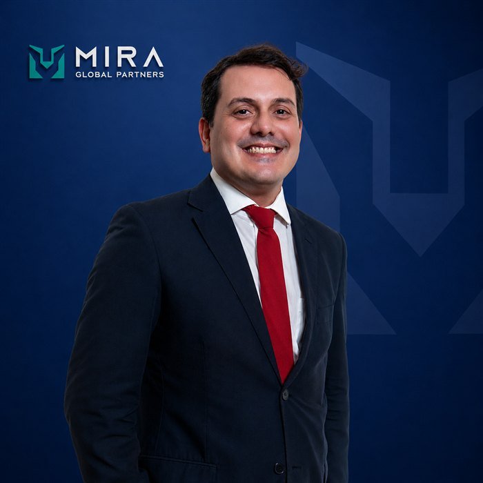 Bernardo Mira